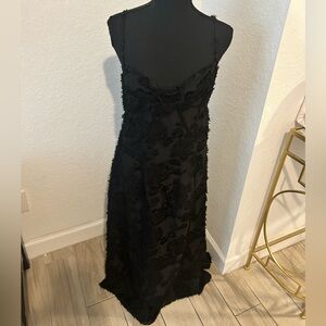 Elegant Black Lace Maxi Dress